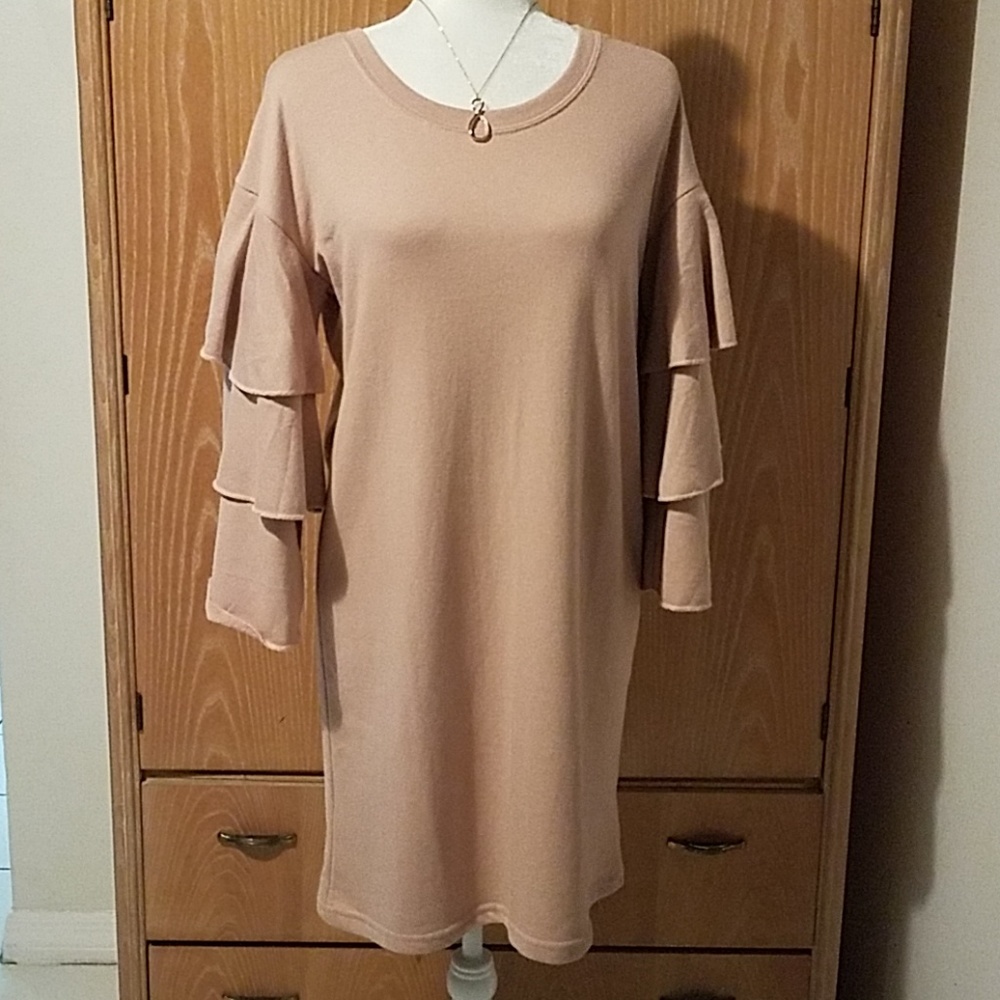 Almost Famous dress,‎ NWT size L